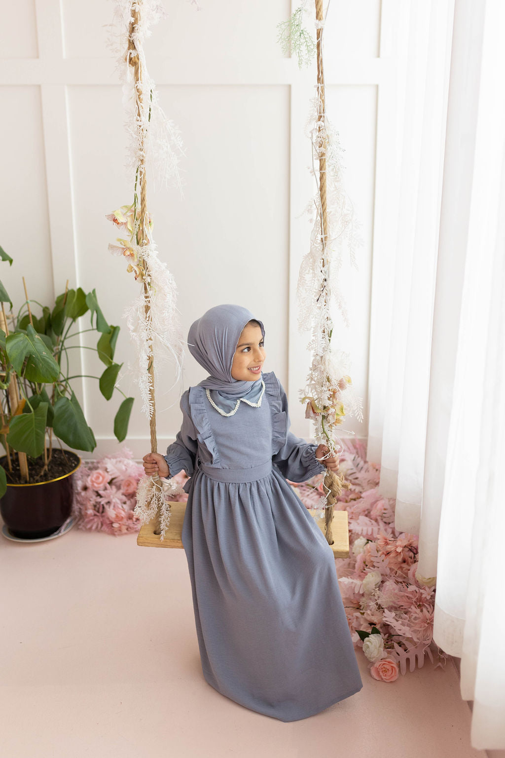 Mini abaya discount