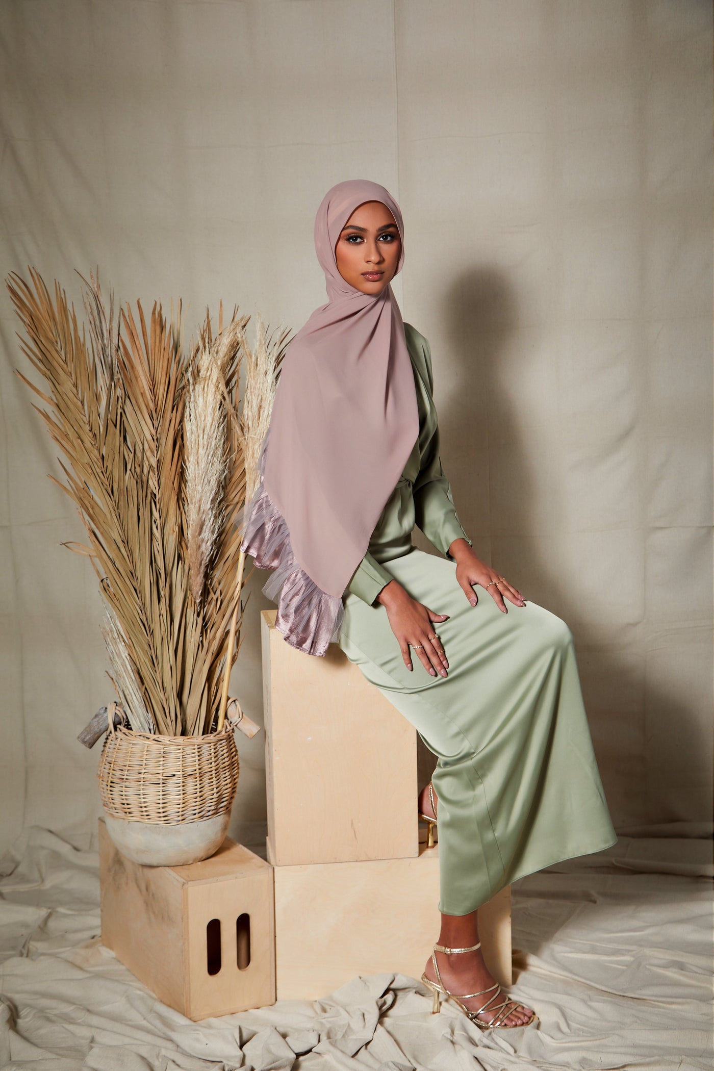 Amani Mauve