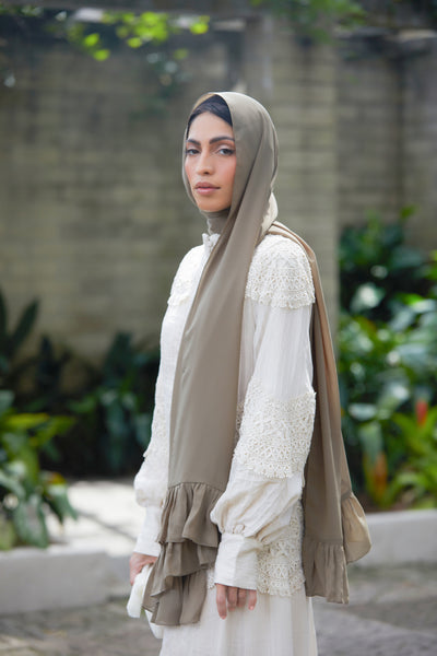Amal Walnut